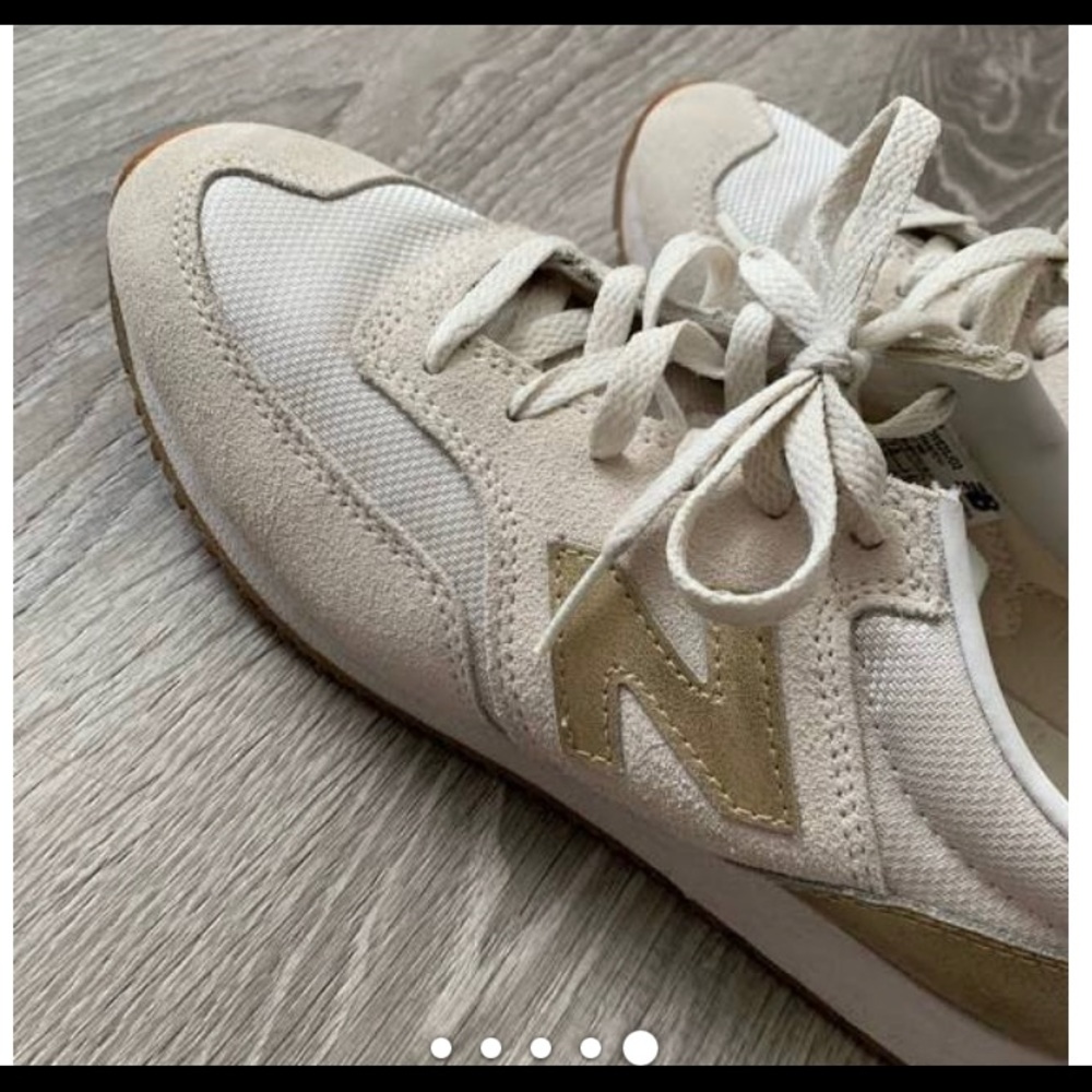 J Crew vintage  New Balance white gold sneakers